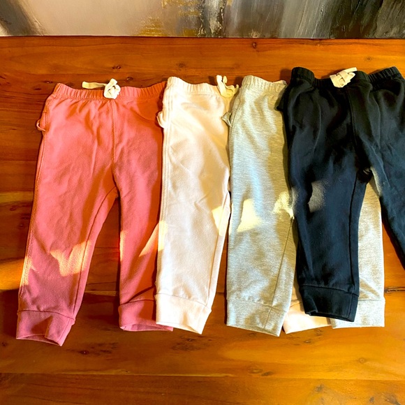 Ruffle fleece pants 4 pairs 7$ - Picture 2 of 4